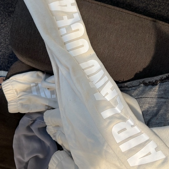 ALO Yoga Solar Hoodie - Picture 3 of 7